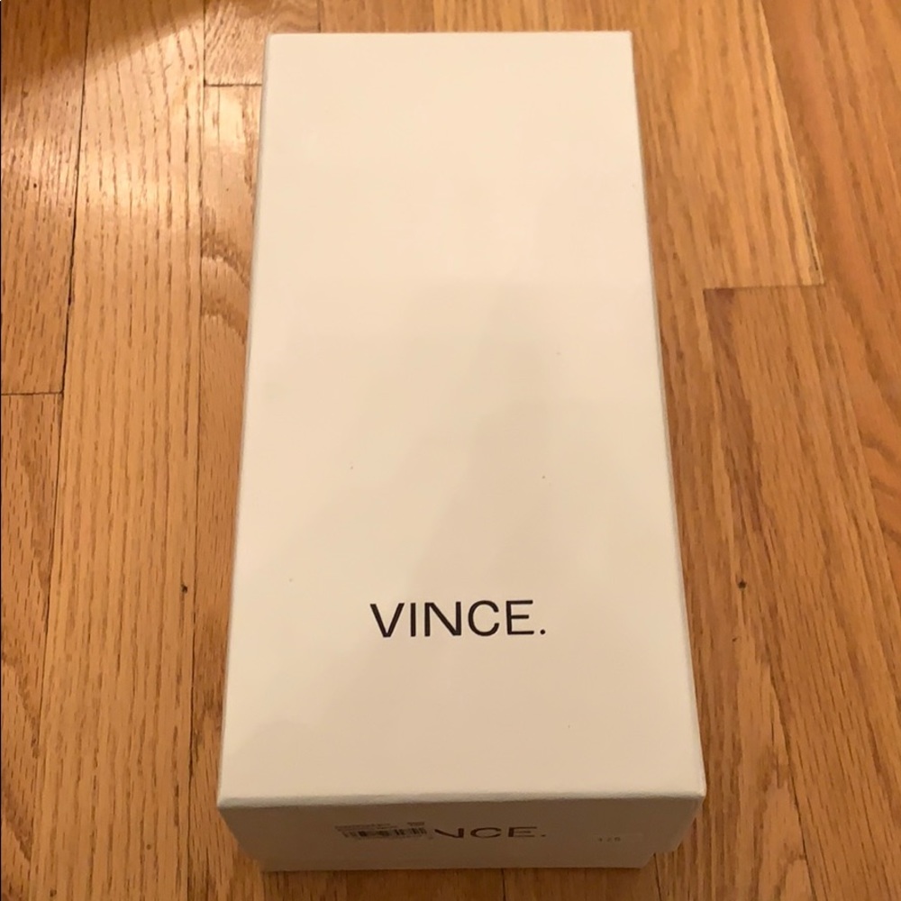 Vince flats